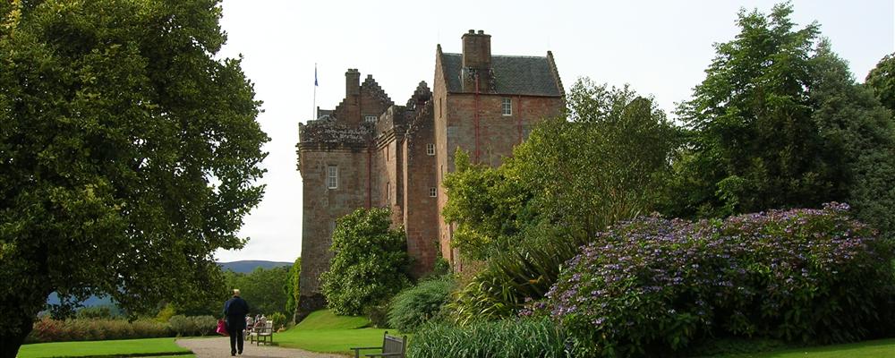 Brodick Castle 03